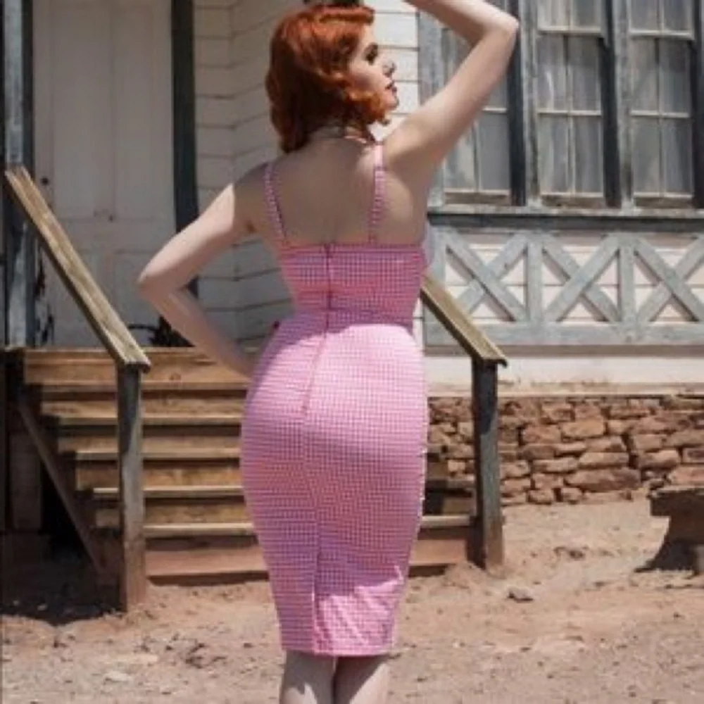 Pinup Couture Evangeline Wiggle Dress. XXL - Picture 3 of 7